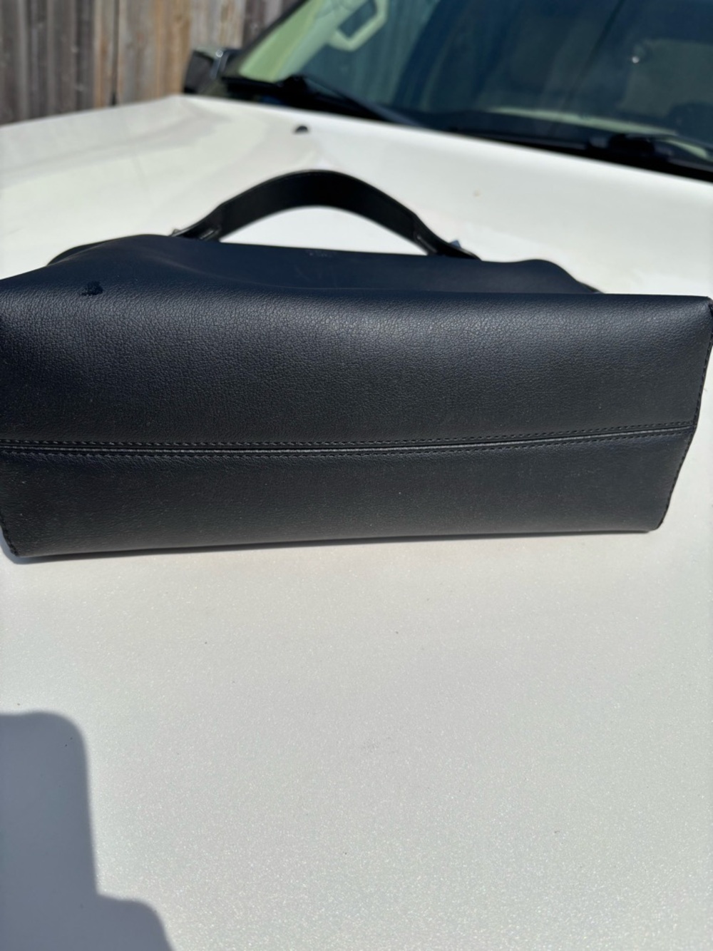 Fendi bag. Black leather By the way. USED - Picture 4 of 10